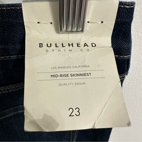 Bullhead - Mid-rise Skinny Dark Rinse Jean - Picture 5 of 7